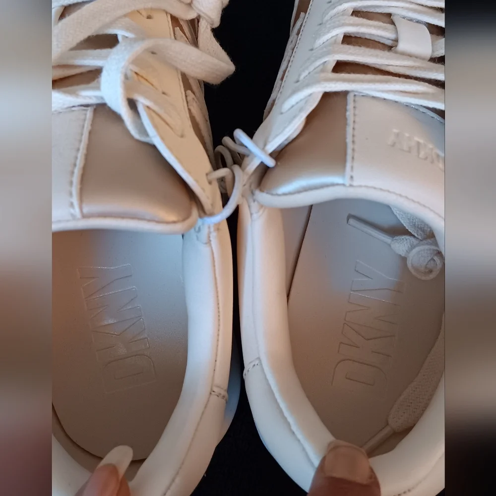 DKNY Metallic Gold and Cream Platform Sneakers Women's Size 7.5 M NWOT - Picture 5 of 7